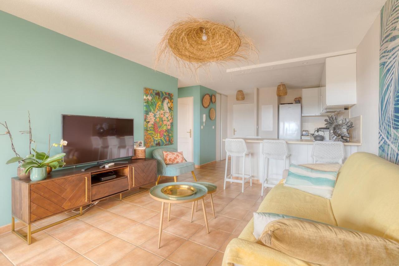 Bel Appartement Classe 3 Etoiles Bormes-les-Mimosas Exterior photo